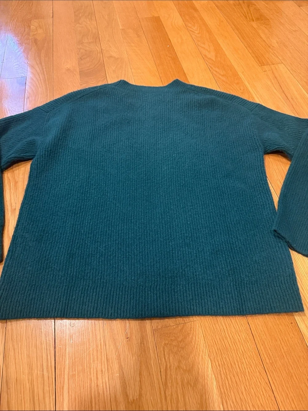 J.Crew Extra-soft women’s crew neck sweater size small.